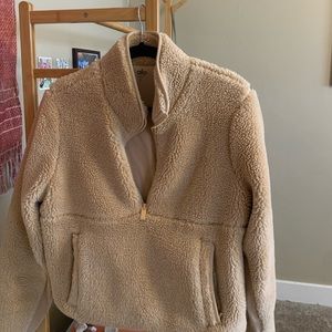 Alo Quarter Zip in Camel